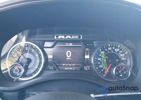 2020 Ram 1500 Big Horn 4X4 5'7 Box z USA, uszkodzony, nr VIN 1C6SRFFT7LN370170